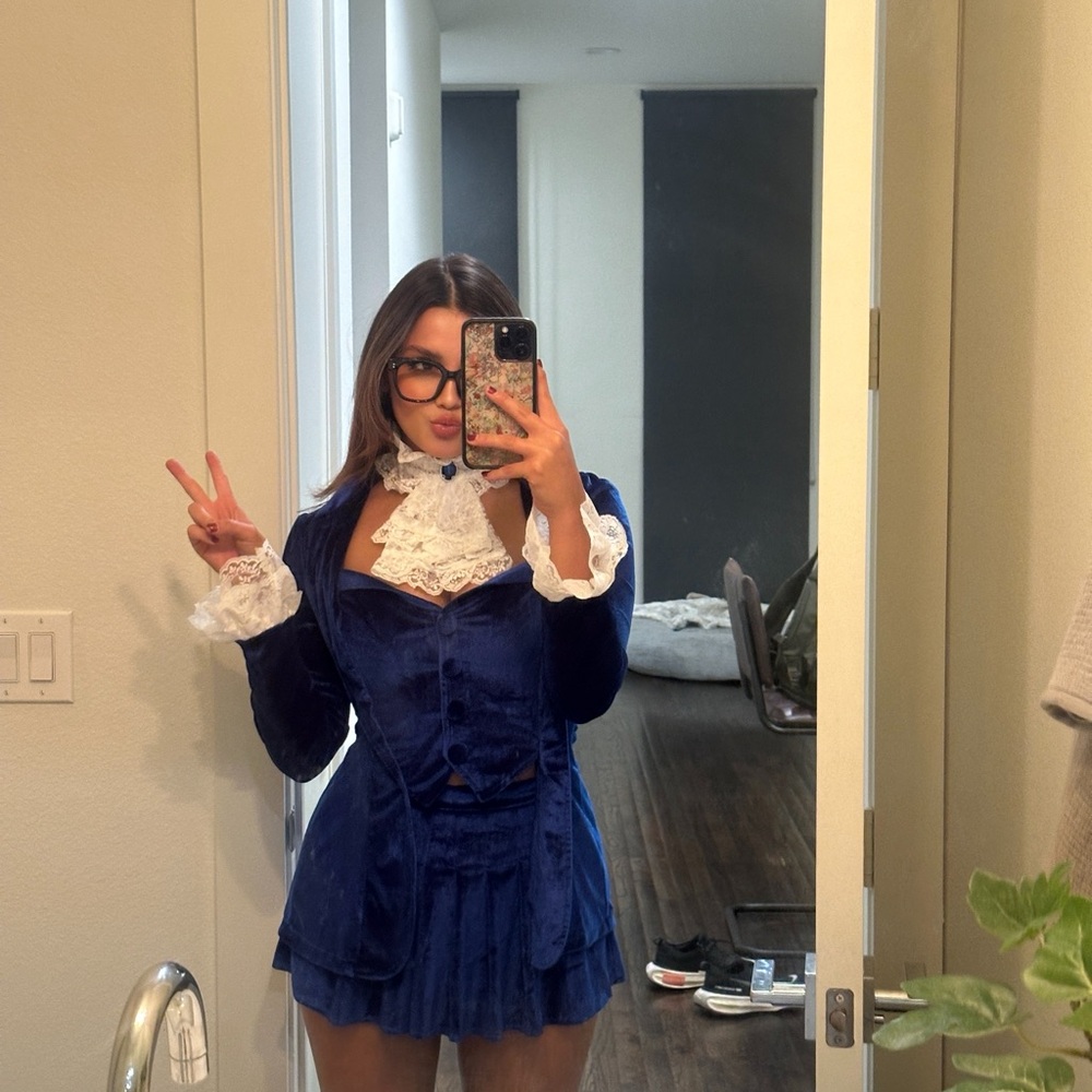 Dolls Kill Austin Powers Groovy Baby Costume Set